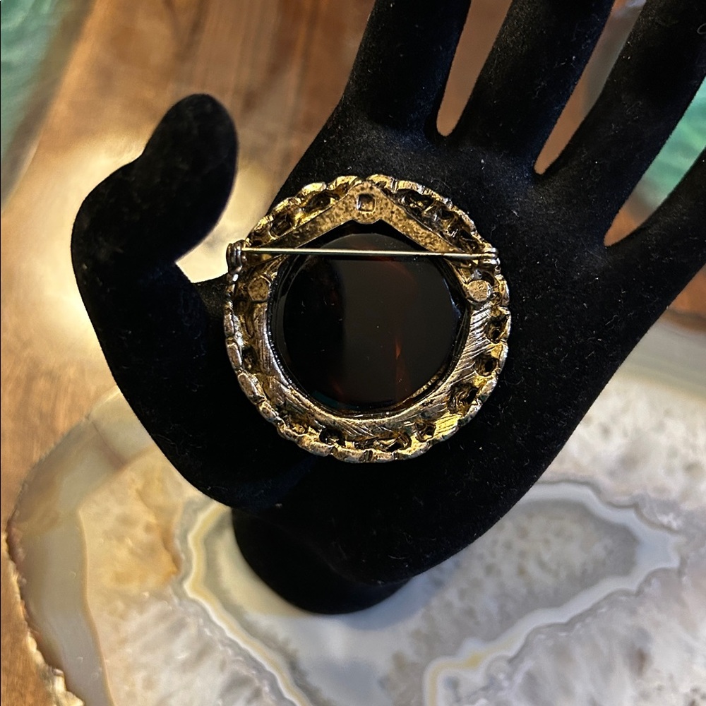 Brooch vintage Juliana DeLizza & Elster cameo brooch 1 3/4” - Picture 3 of 5